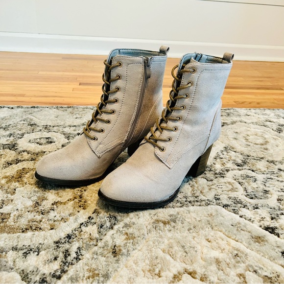 *SOLD* Baylor Lace-Up Grey Booties - Picture 9 of 15